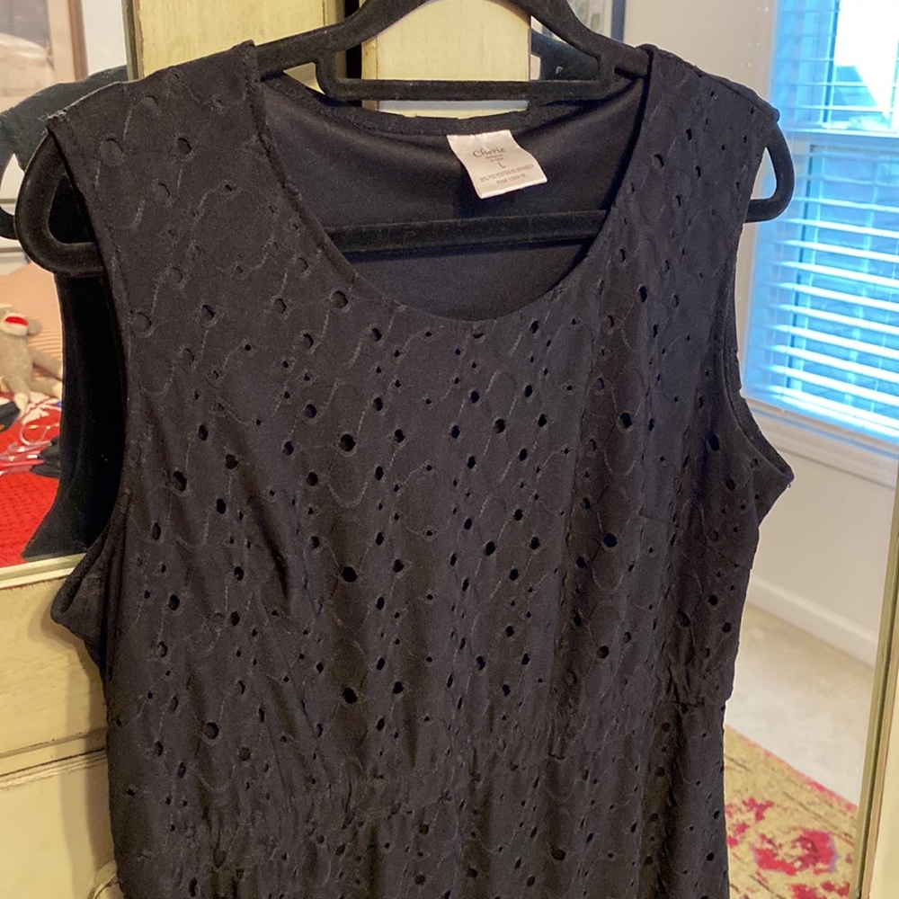 Eyelet LBD - Picture 2 of 5